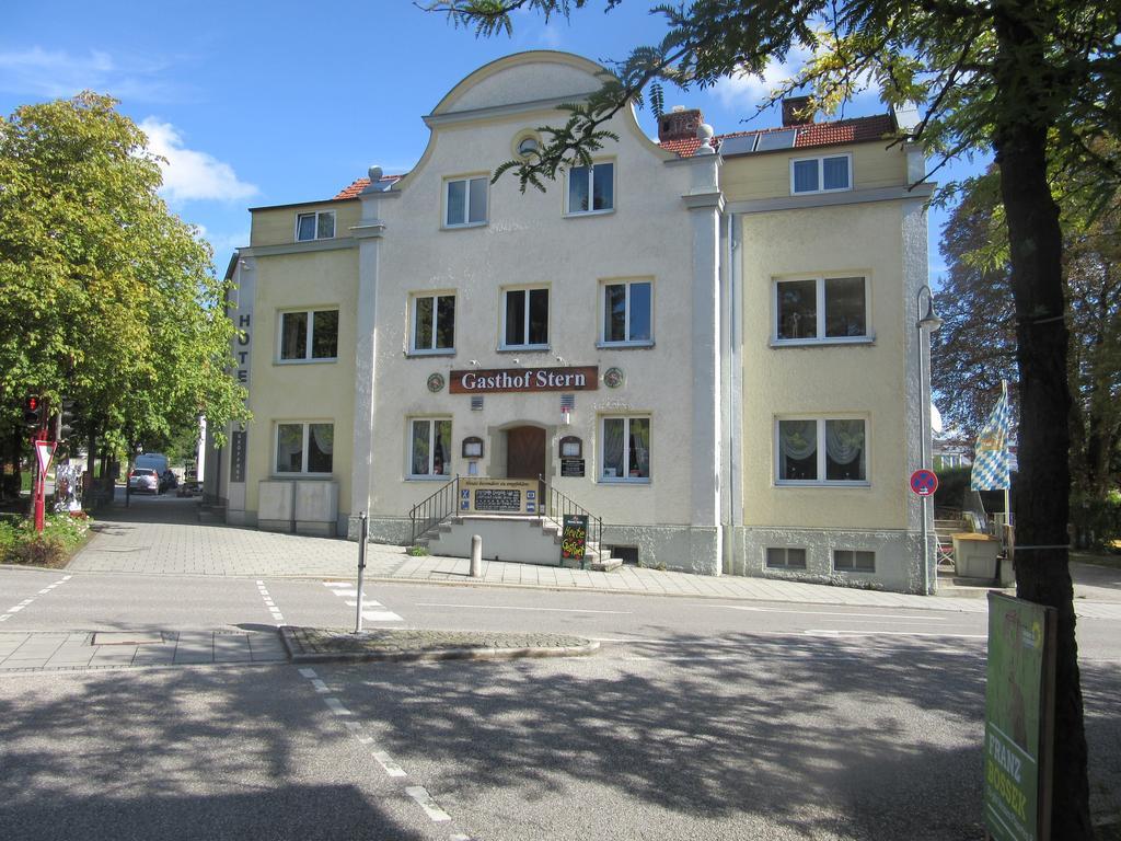 Hotel Stern Gersthofen Bagian luar foto