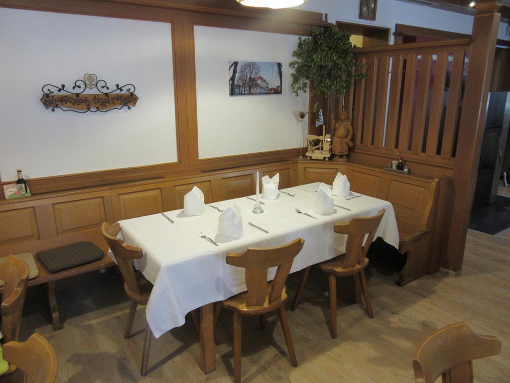 Hotel Stern Gersthofen Bagian luar foto