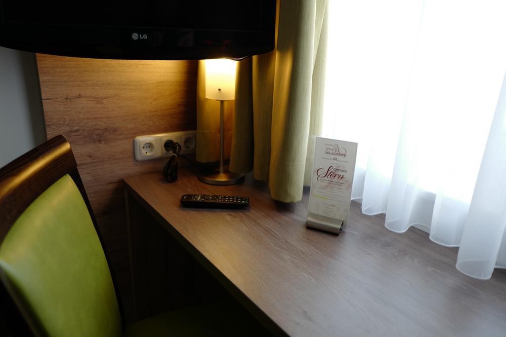 Hotel Stern Gersthofen Bagian luar foto